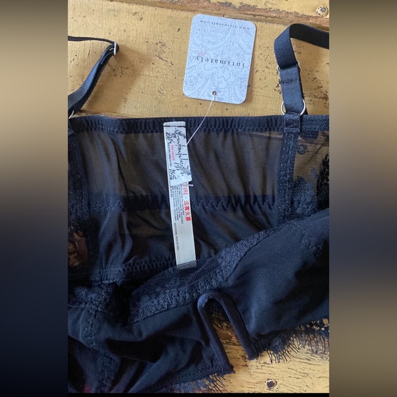 🎉❤️HOST PICK❤️🎉 FREE PEOPLE STRE BOHO ETHEREAL LACE BUSTIER TOP LACE BRA TOP S - Picture 9 of 15